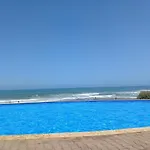 Appartement Lumineux Front De Mer A Casablanca